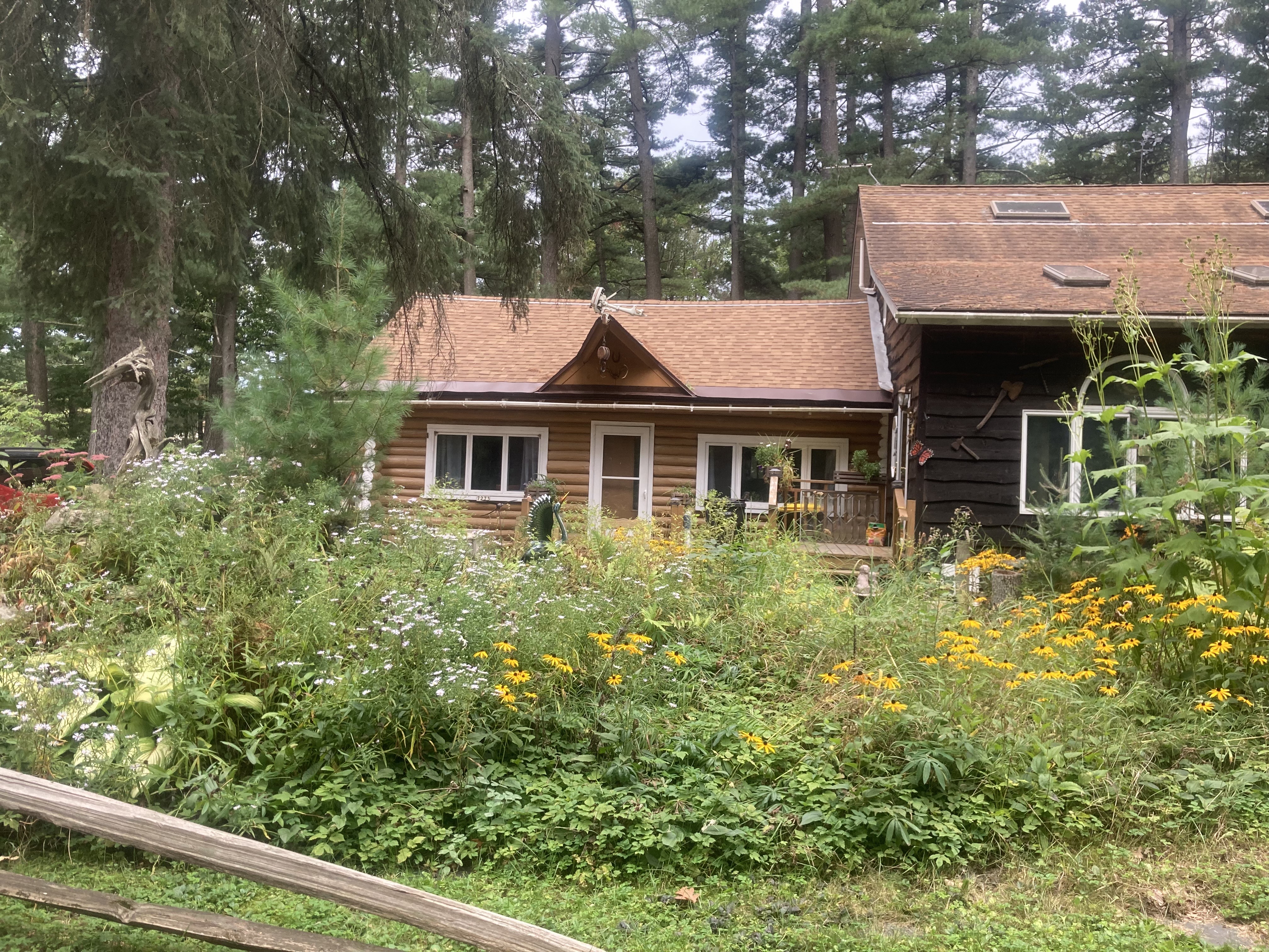 Lake Tomahawk On-The-Trail Cabin